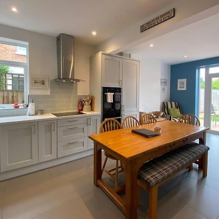Charming 3 Bed House And Garden, Pet Friendly Villa Bournemouth Esterno foto