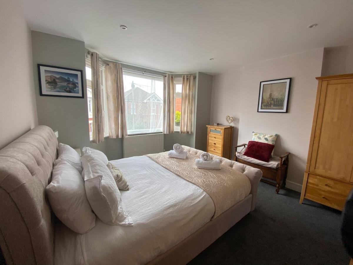 Charming 3 Bed House And Garden, Pet Friendly Villa Bournemouth Esterno foto