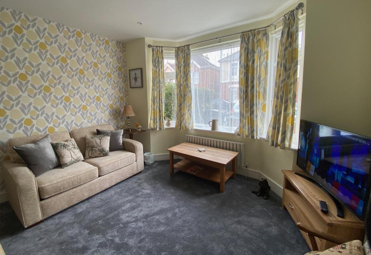 Charming 3 Bed House And Garden, Pet Friendly Villa Bournemouth Esterno foto