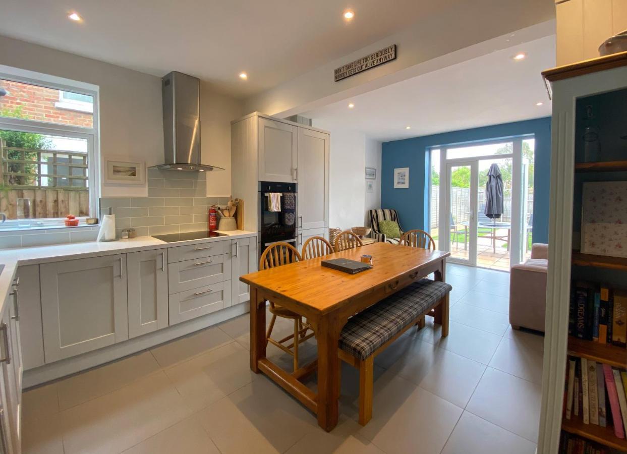 Charming 3 Bed House And Garden, Pet Friendly Villa Bournemouth Esterno foto